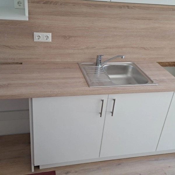 Egyedi készítésű és szabású konyhabútor